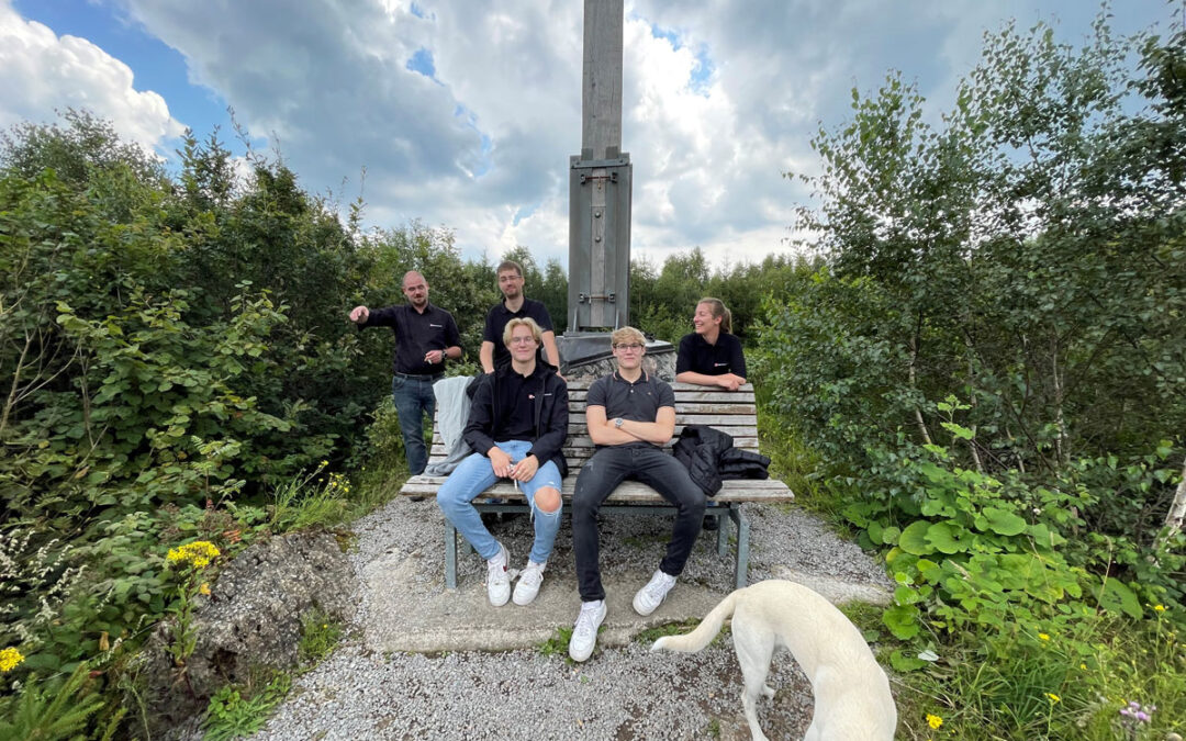 Bild: Team am Schiebergkreuz